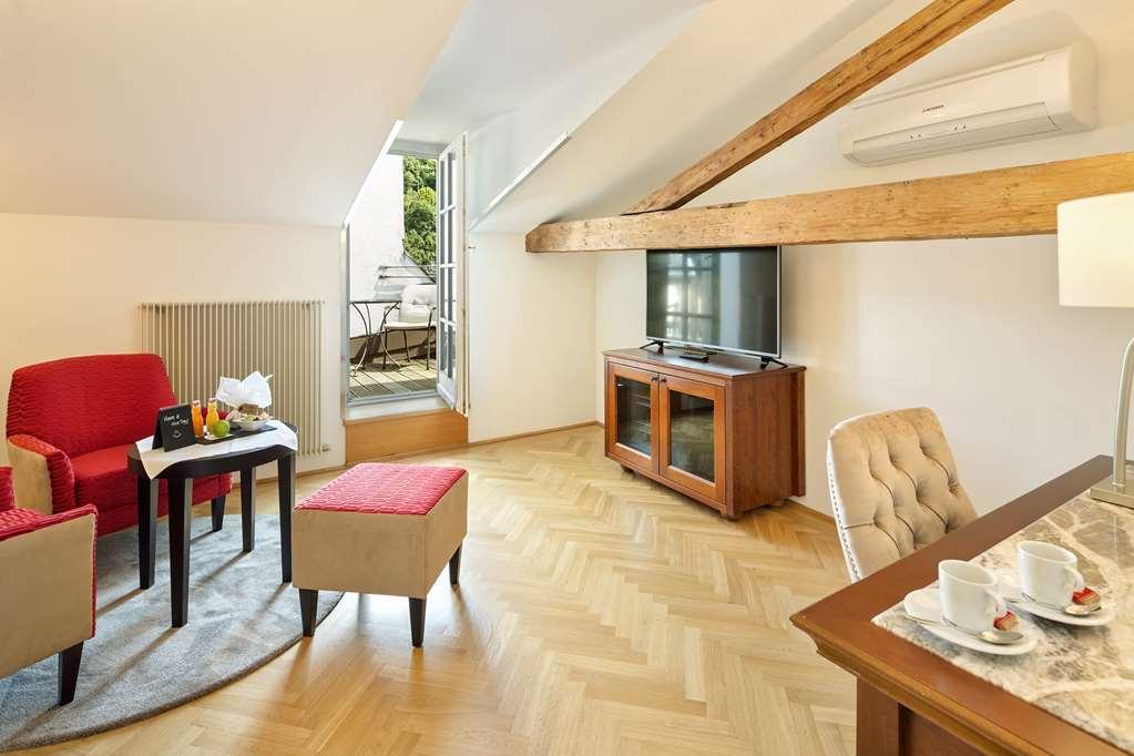 Radisson Blu Hotel Altstadt, Salzburg Zimmer foto