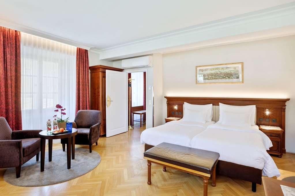 Radisson Blu Hotel Altstadt, Salzburg Zimmer foto